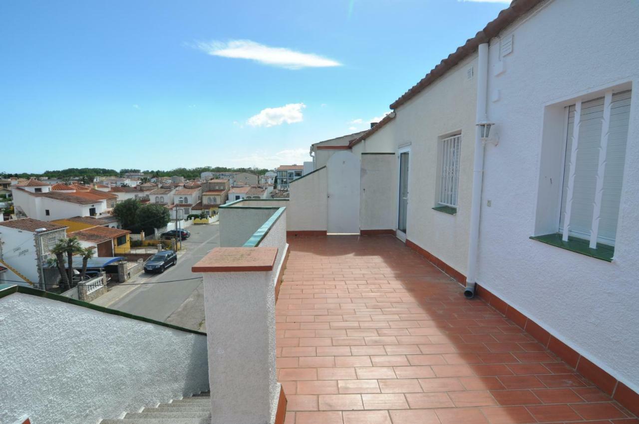 Rnet - Empuriabrava Valira Apartman Kültér fotó